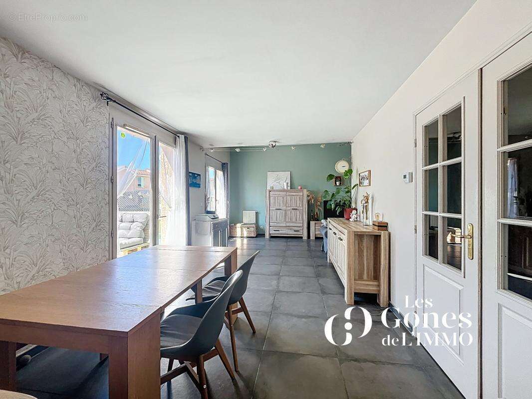 Appartement à CHAPONOST