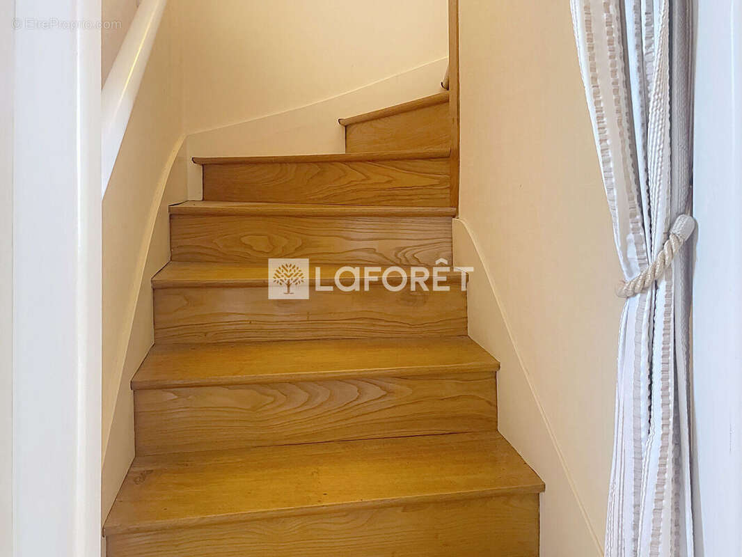 Maison Cesson Sevigne 8 pièces - 138m2 ( centre ville - La Hublais - Beausoleil ) - photo 9