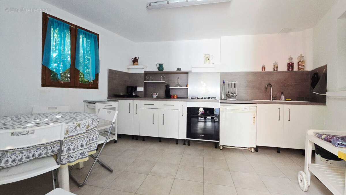 Maison à VAISON-LA-ROMAINE