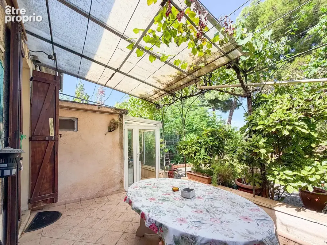 Maison de ville T6  Terrasse et Jardin - Sainte Marguerite / Le Cabot 13009 Marseille n°7