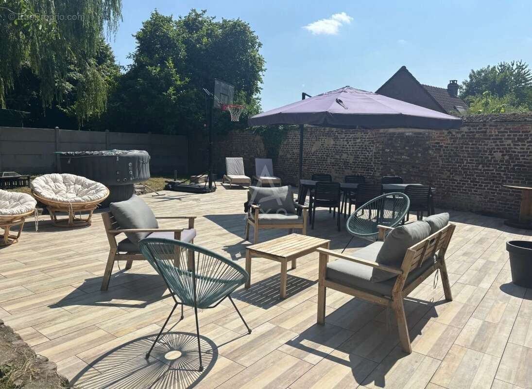 Maison à BRUILLE-SAINT-AMAND