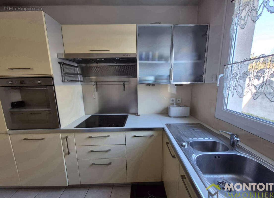 Appartement à THIAIS