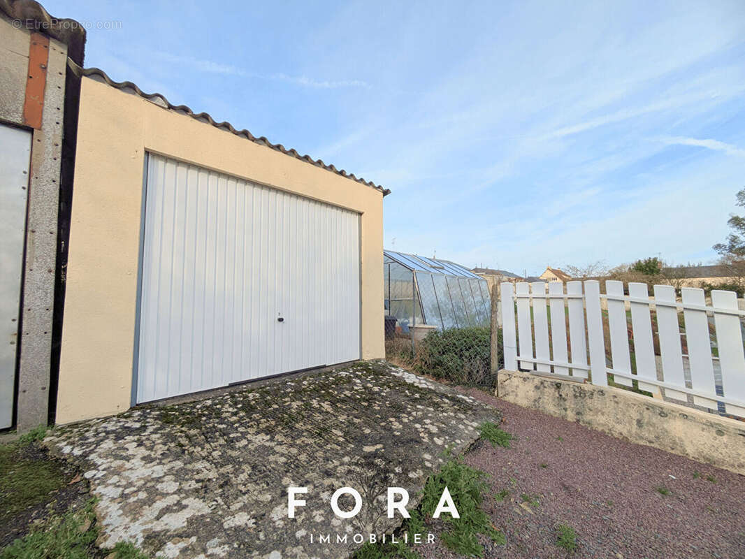 Appartement à CONDE-SUR-NOIREAU