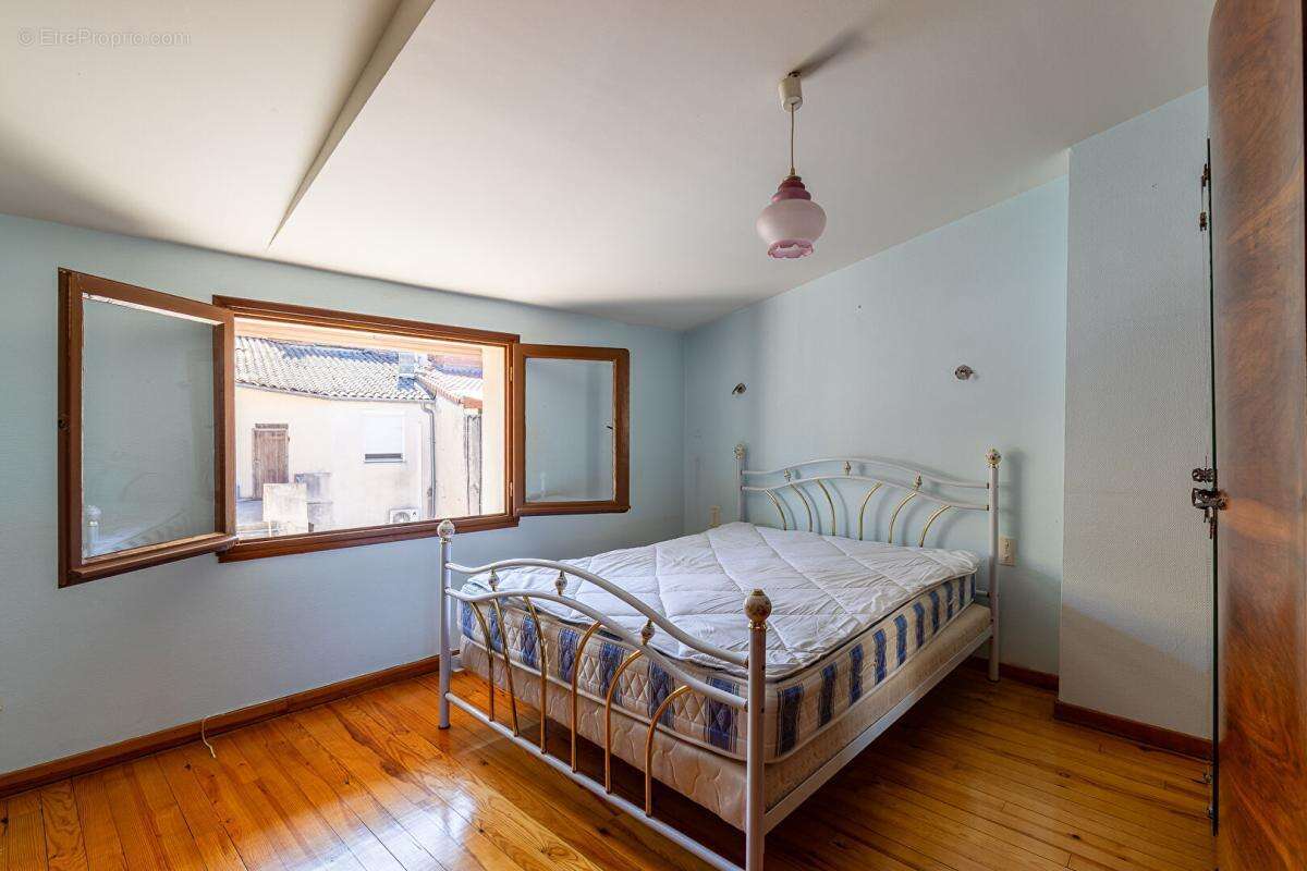 À vendre maison t5 de 88 m2 avec atelier à bouloc 31620 - photo 12