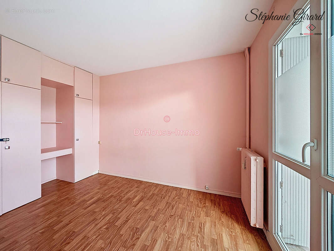 Appartement à FLEURY-LES-AUBRAIS