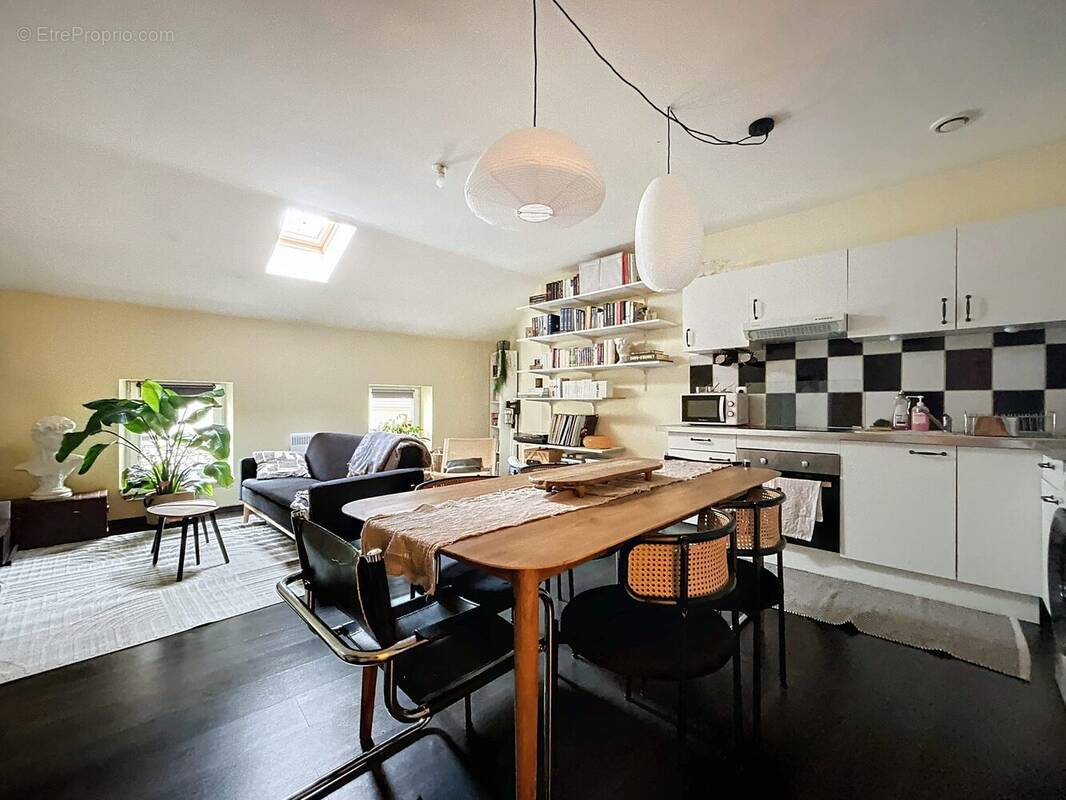 Appartement à ARS-SUR-MOSELLE