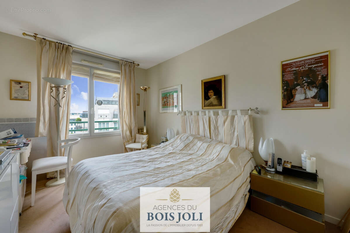 Appartement à ISSY-LES-MOULINEAUX