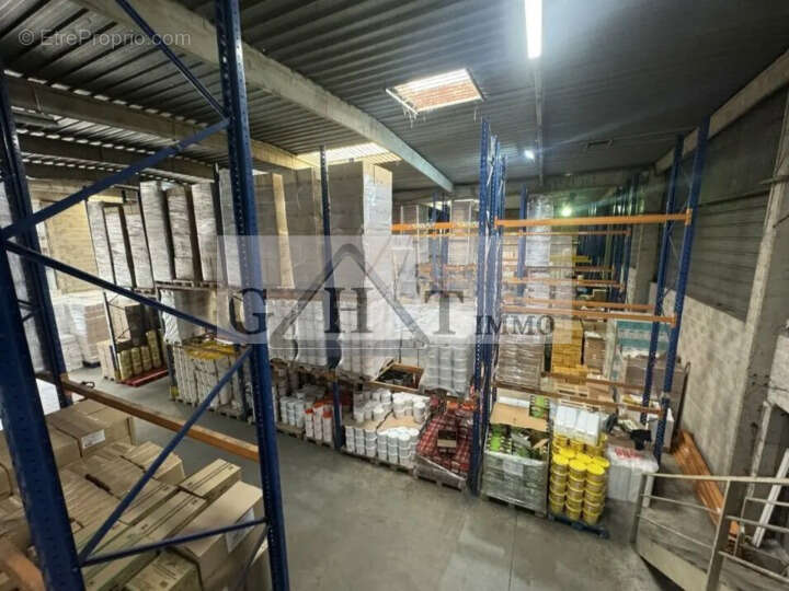 Commerce à SARCELLES