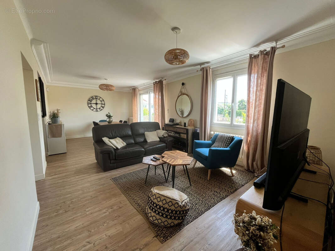 Maison à BOUGUENAIS