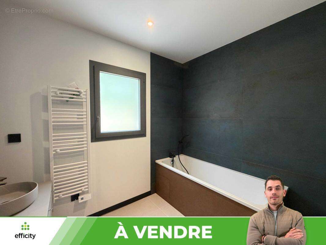 Maison 144 m² à Montamise  - photo 14