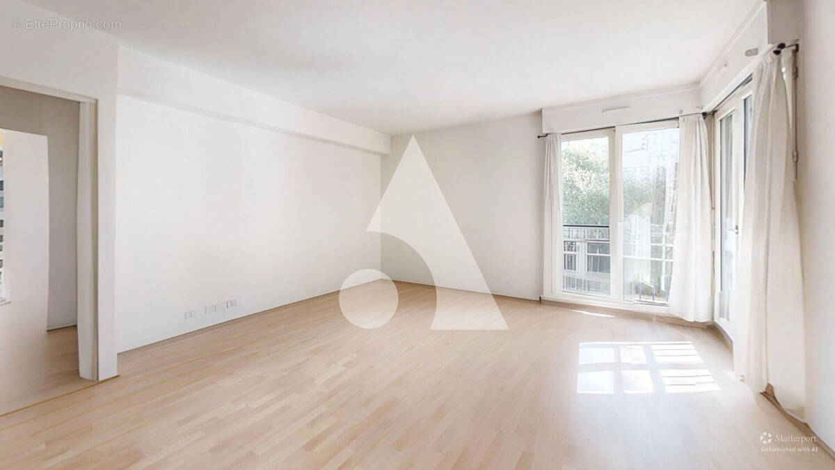 Appartement à LA GARENNE-COLOMBES