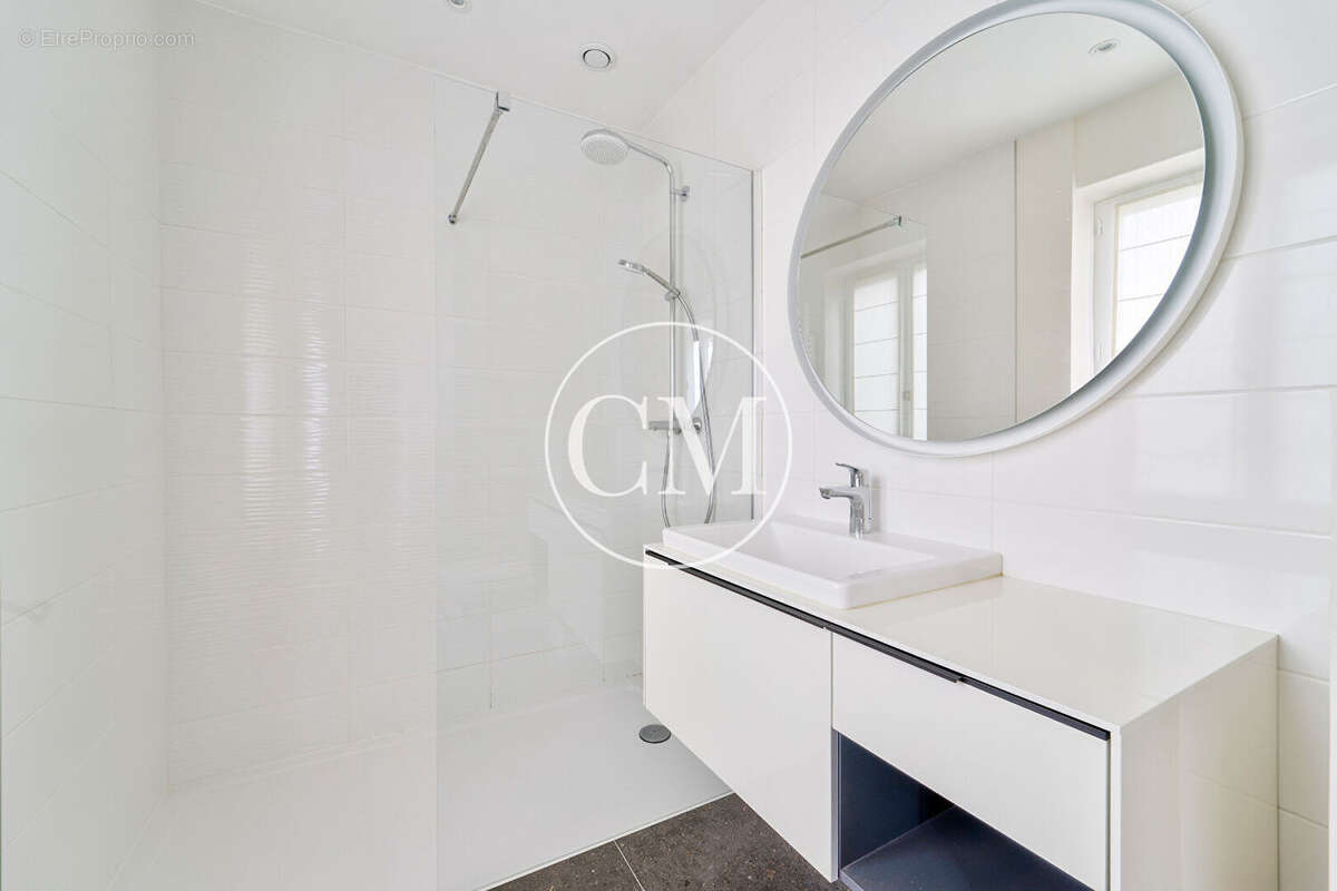 Appartement à VERSAILLES