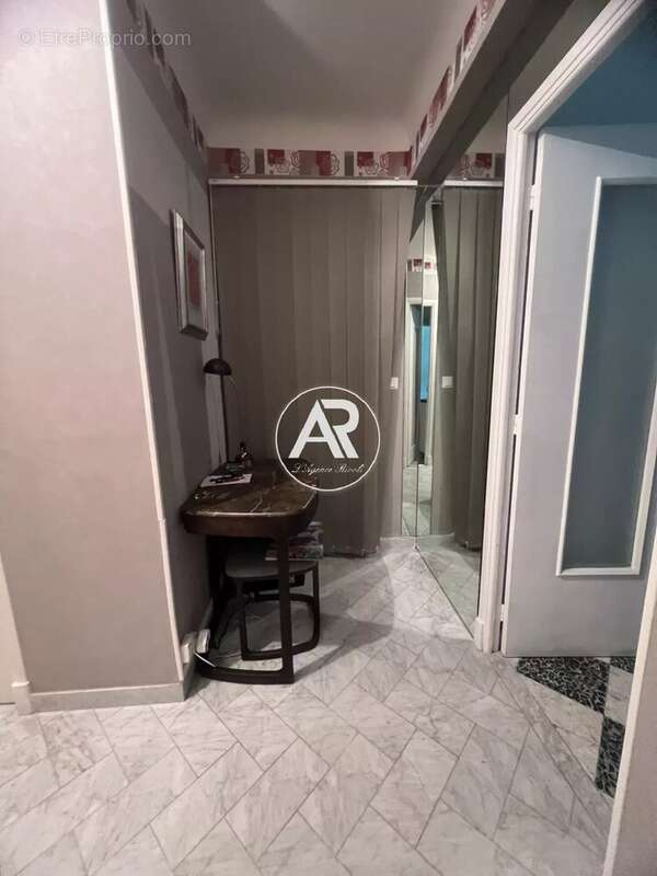 Appartement à ROQUEBRUNE-CAP-MARTIN
