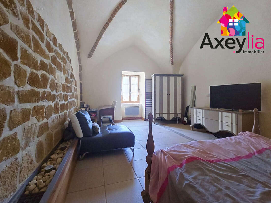A vendre - st andre d apchon - maison de village avec charme - photo 7