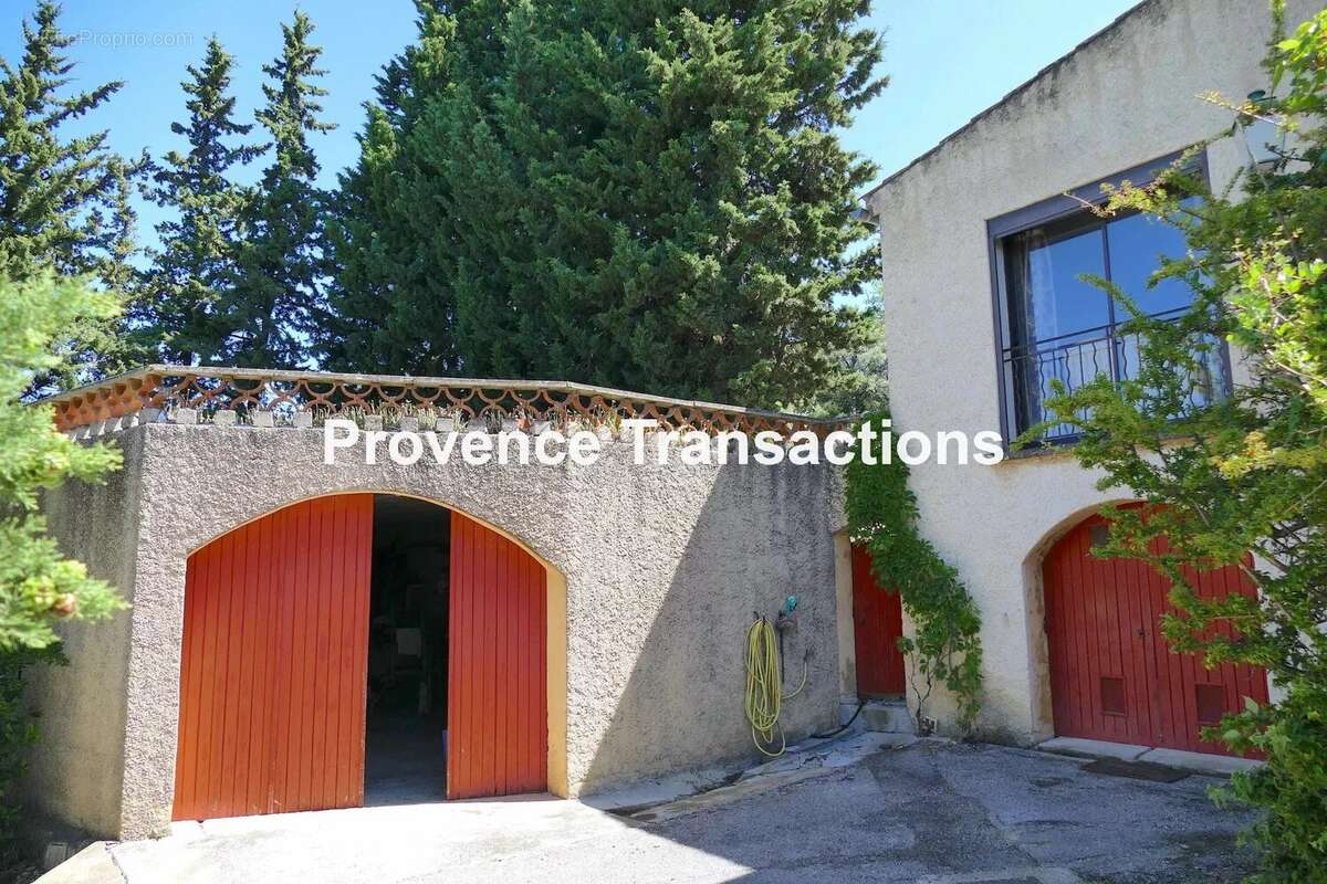 Maison à VACQUEYRAS