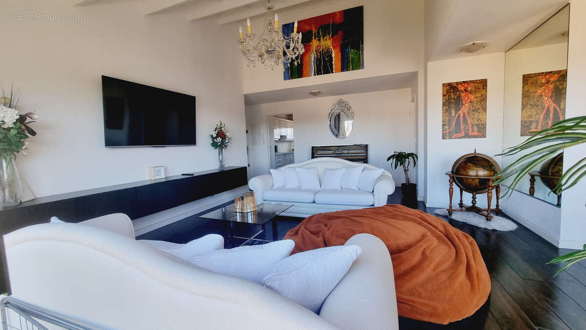 Appartement à SAINT-RAPHAEL