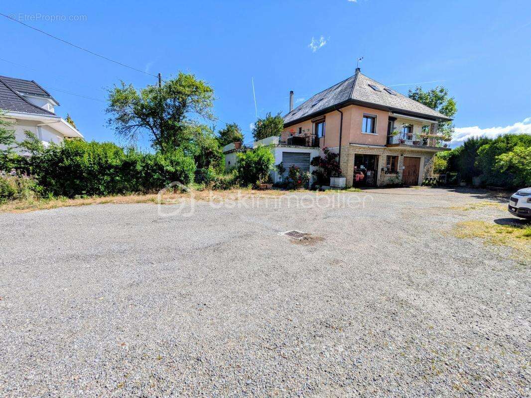 Maison à LA MURE
