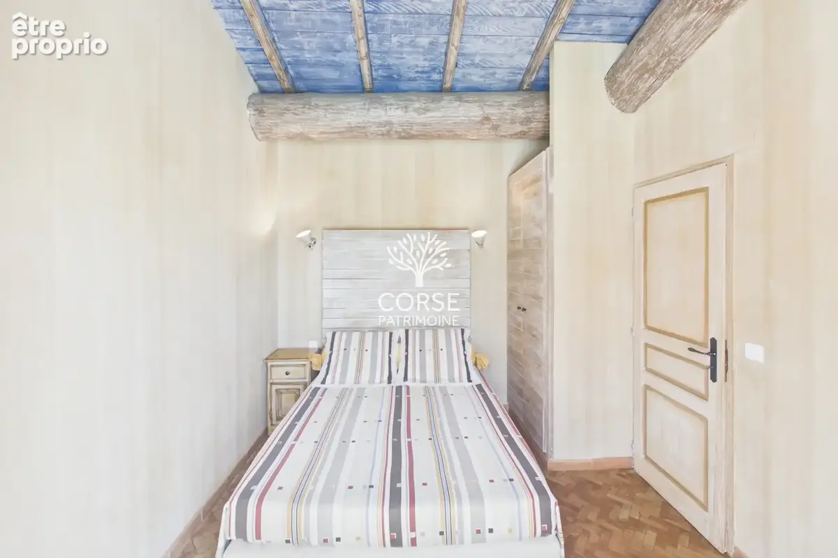 Villa de caractère de type T5 située à Bonifacio - photo 16