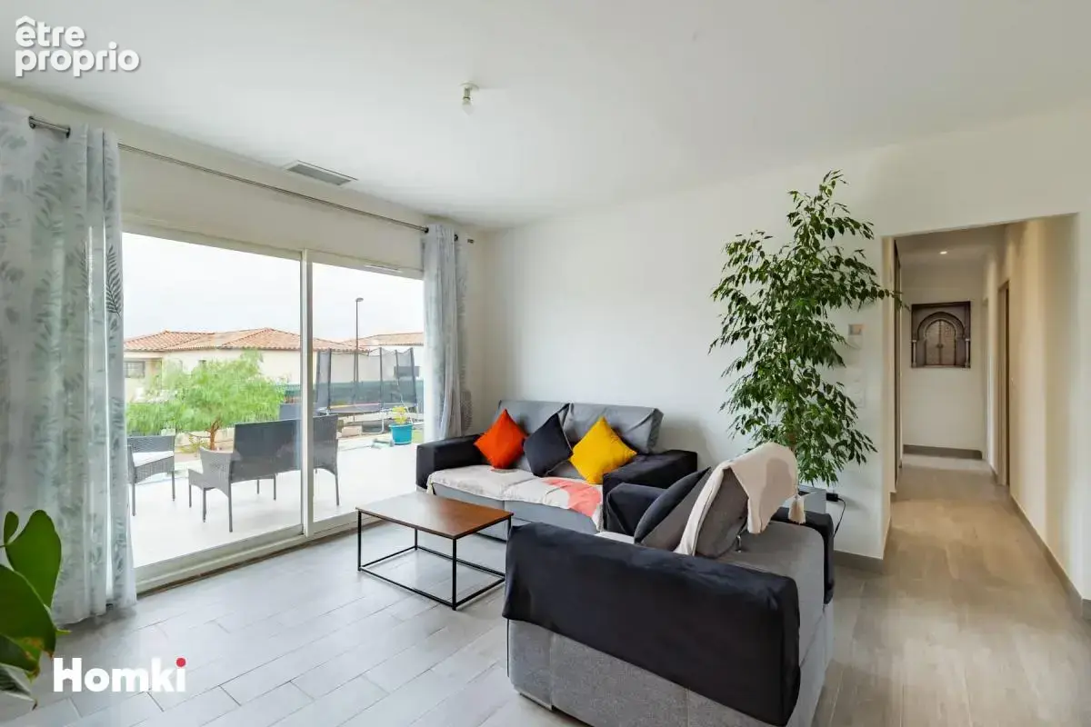 Maison/Villa T5 de 110 m2 à Ginestas 11120 - photo 3