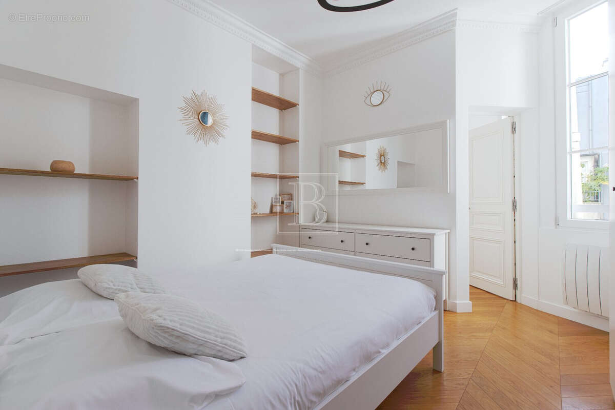 Appartement à PARIS-3E