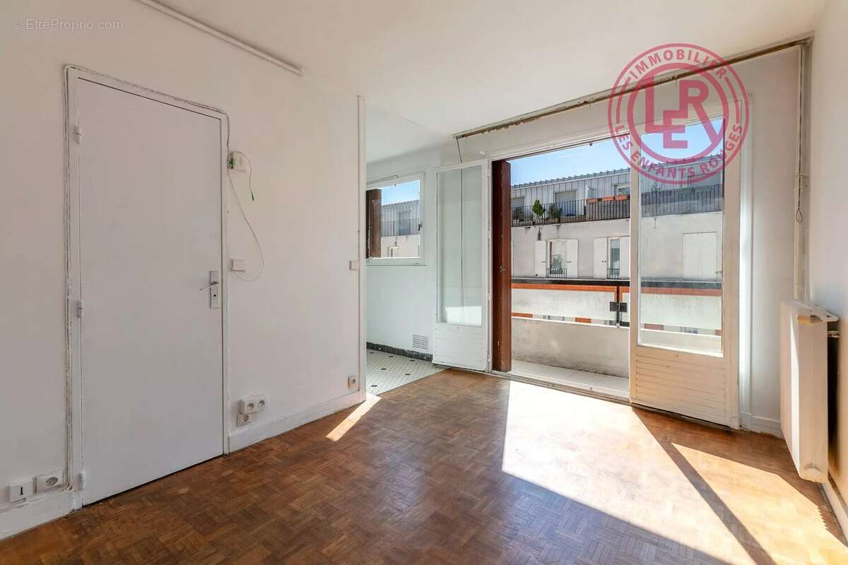 Appartement à PARIS-11E