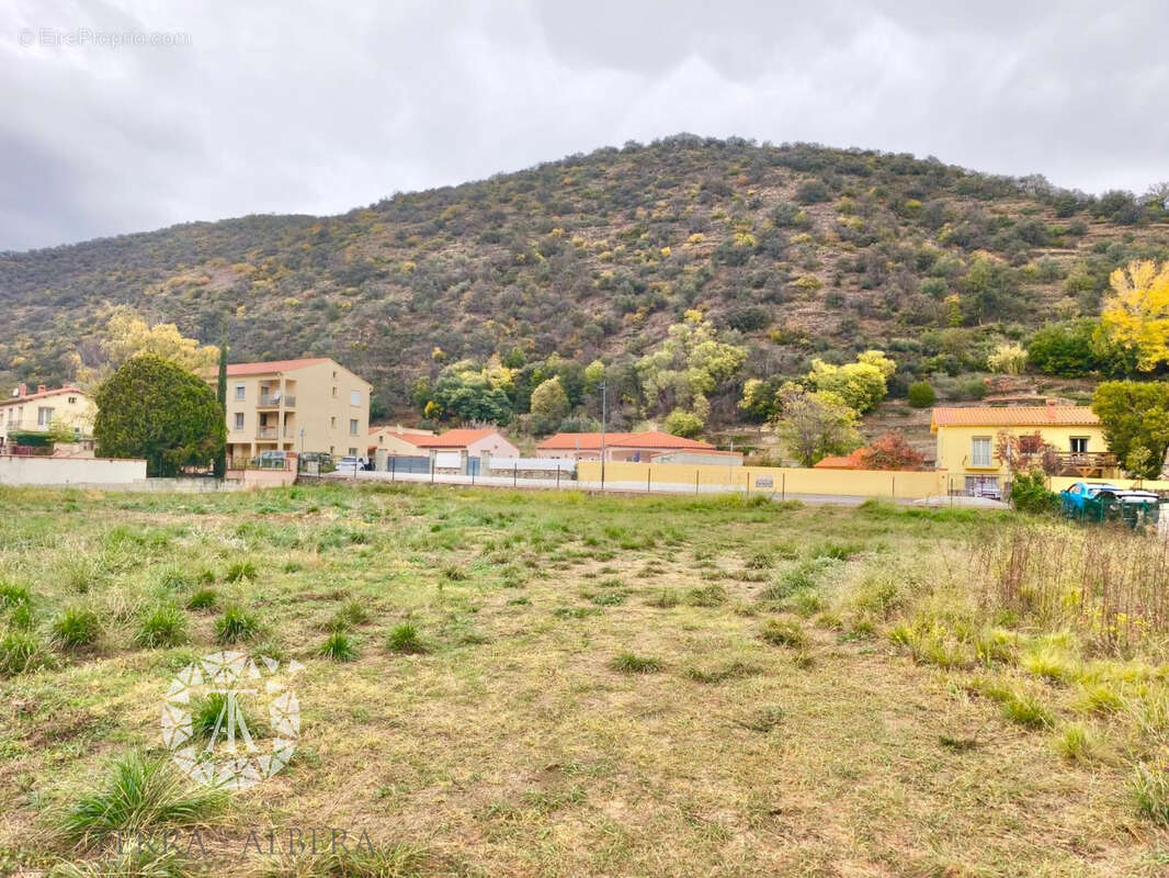 Terrain à RIA-SIRACH