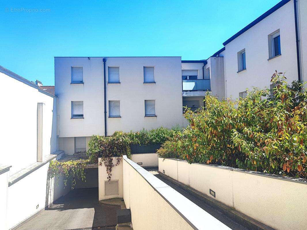 Appartement à IVRY-SUR-SEINE