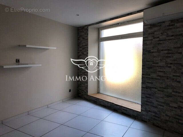 Commerce 53 m² à Valreas  - photo 3