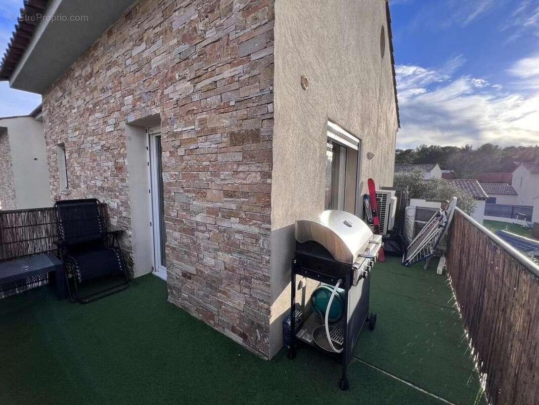 Photo 2 - Appartement à PUGET-SUR-ARGENS