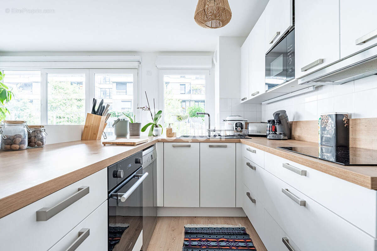 Appartement à GENNEVILLIERS