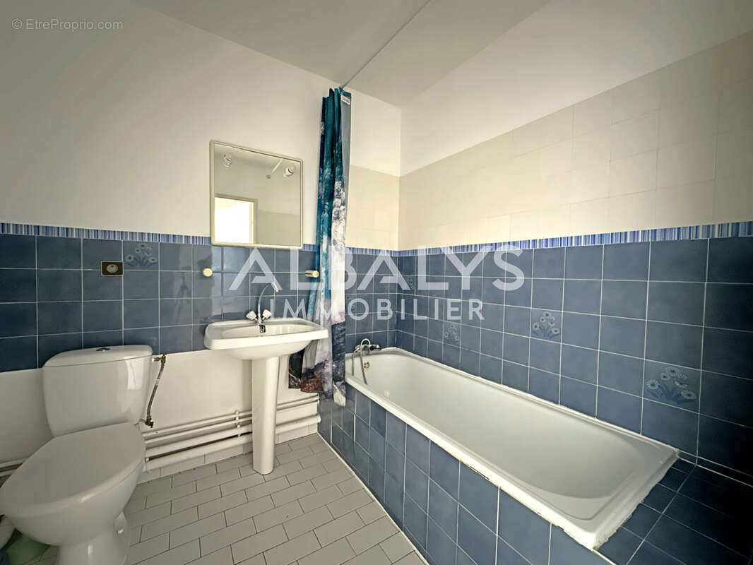 Appartement T1 - 1er étage - BORDEAUX Mériadeck - photo 3