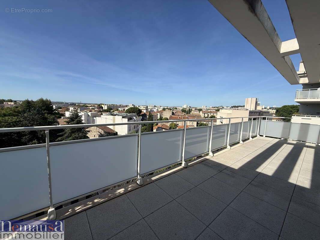 Appartement à NIMES