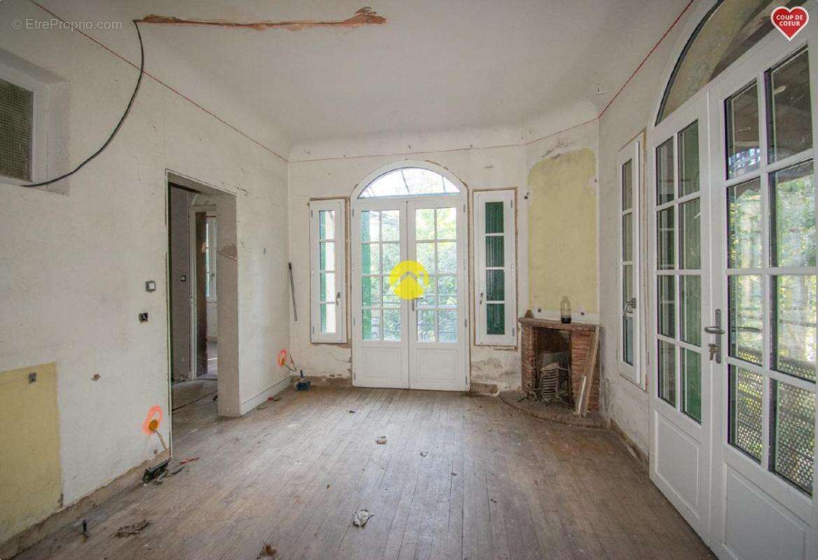 Immeuble au centre Le Bugue - photo 6