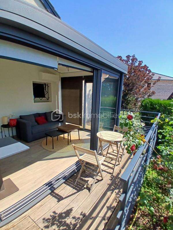 Dans un cadre enchanteur, votre maison t6  de qualite sur 12 ares avec piscine chauffante - photo 18