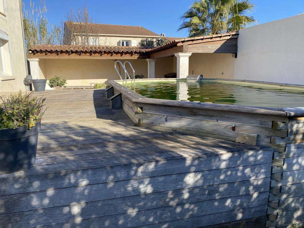 Maison à LA FARE-LES-OLIVIERS