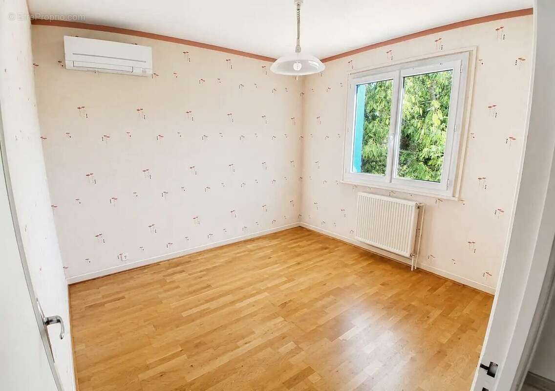 Maison 95 m² à Villeneuve-Tolosane  - photo 7