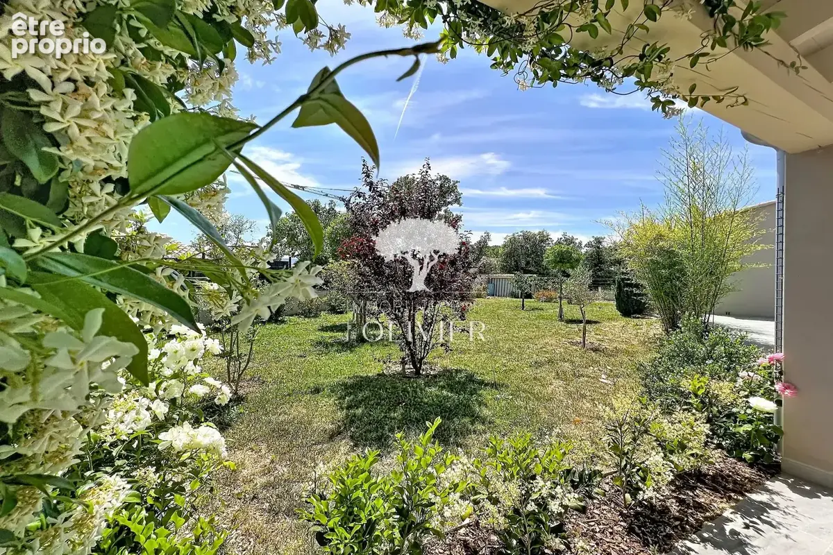 Maison 5 pièces 114 m² à vendre à Saint-Saturnin-Les-Apt (84490) - photo 5