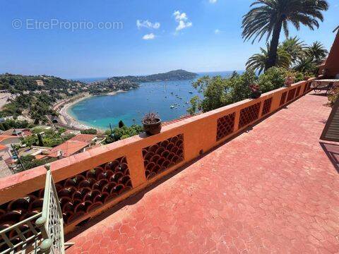 Appartement à VILLEFRANCHE-SUR-MER