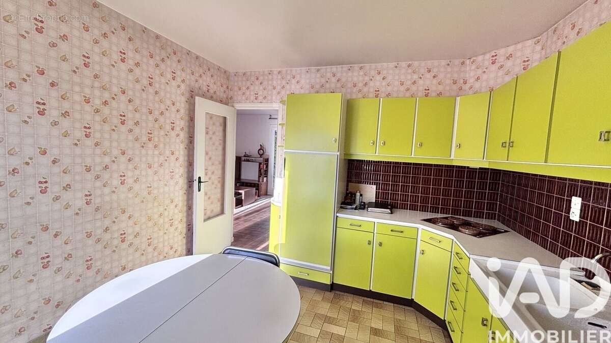 Photo 7 - Maison à ROCHE-LA-MOLIERE