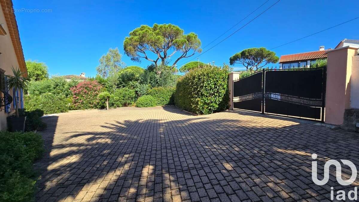 Photo 5 - Maison à LES ISSAMBRES