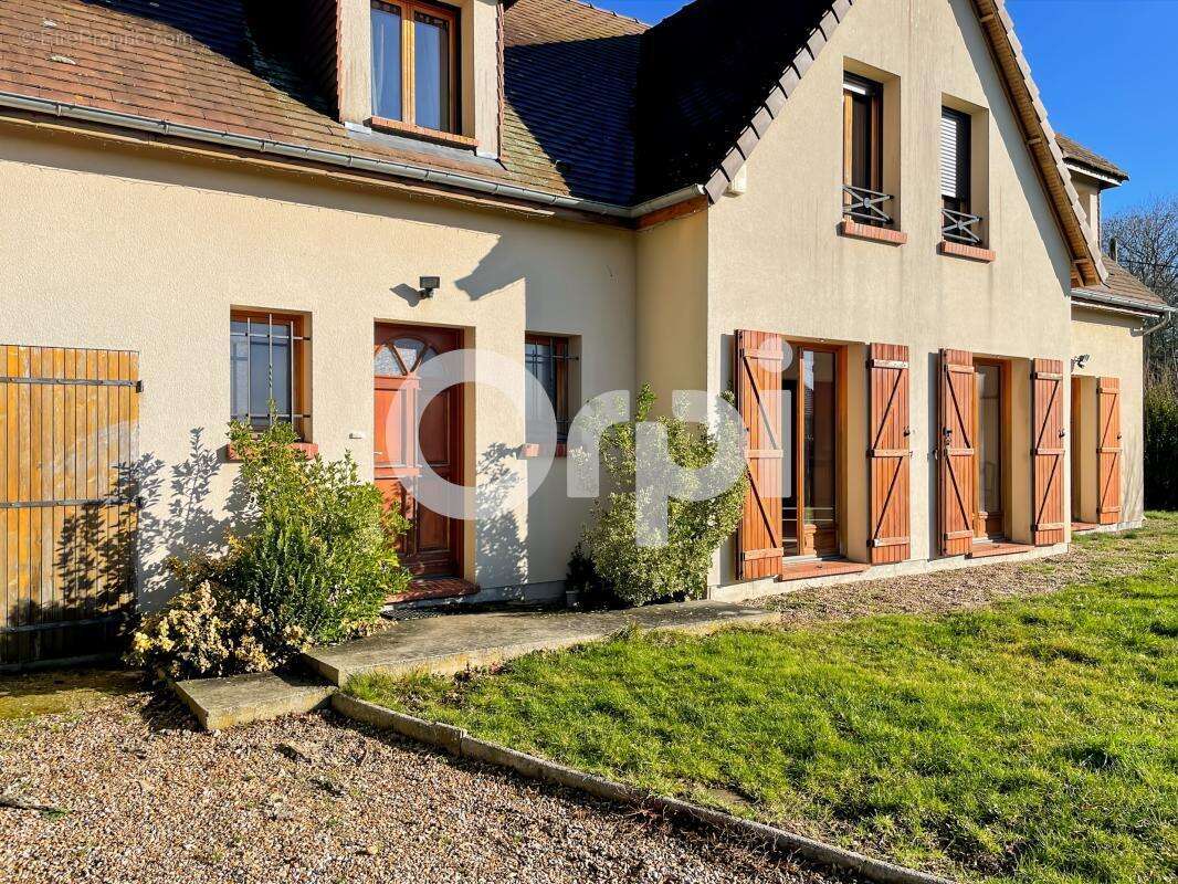 Maison à PACY-SUR-EURE