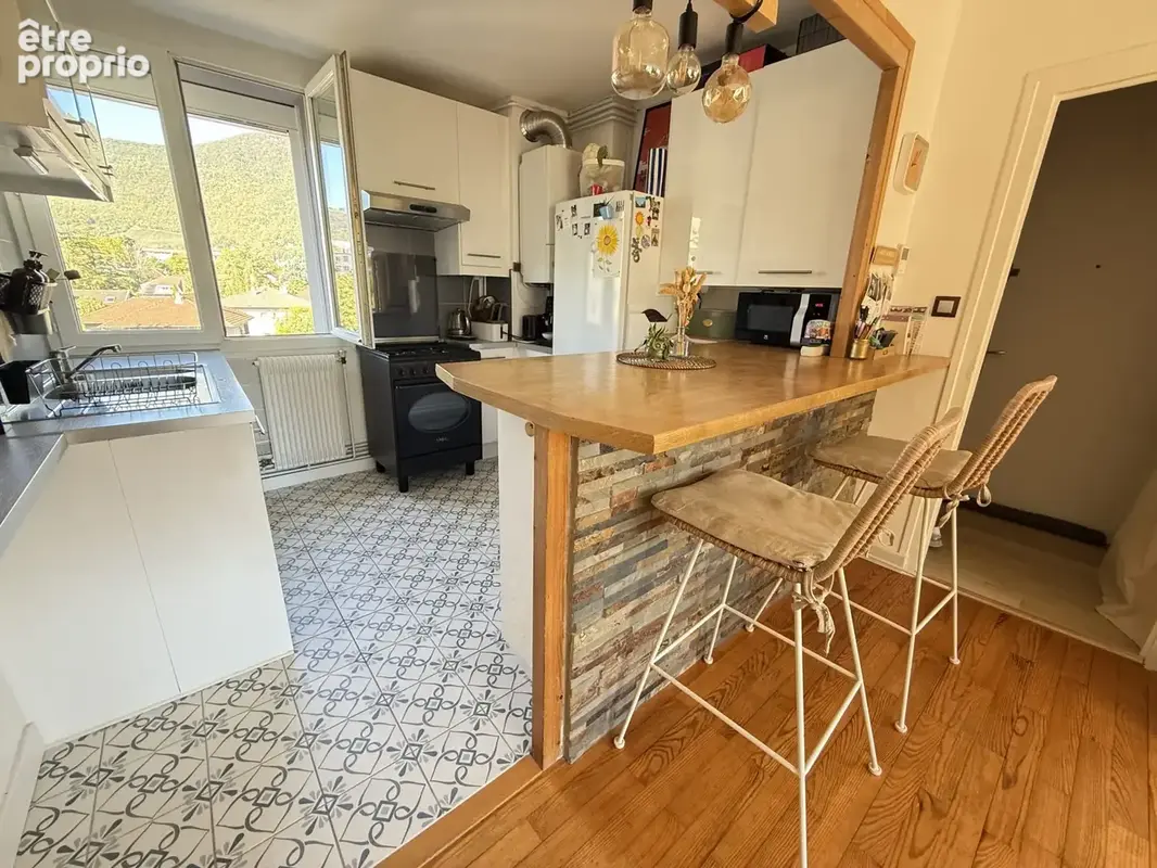 Appartement 3 pièces 67 m² à vendre à La Tronche (38700) - photo 8