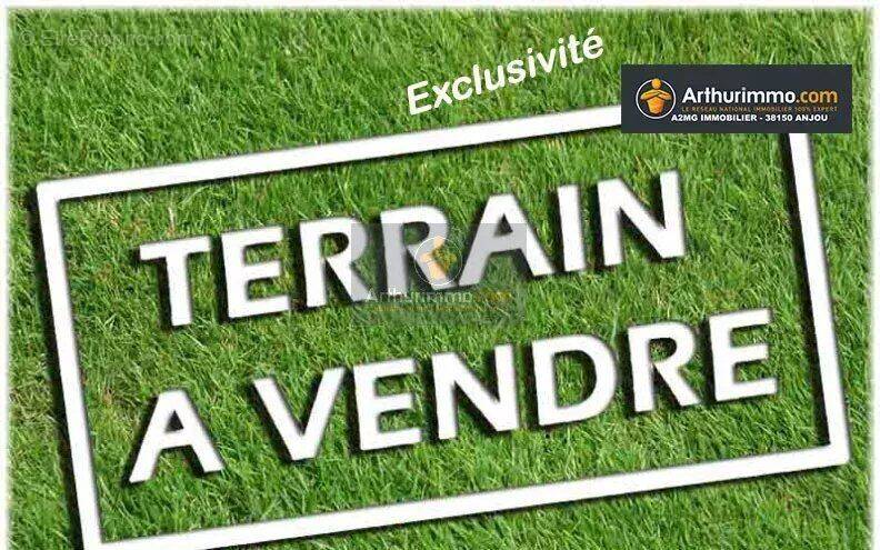 Terrain à ROUSSILLON