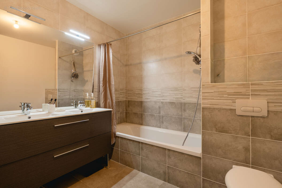 Appartement à ANNECY-LE-VIEUX