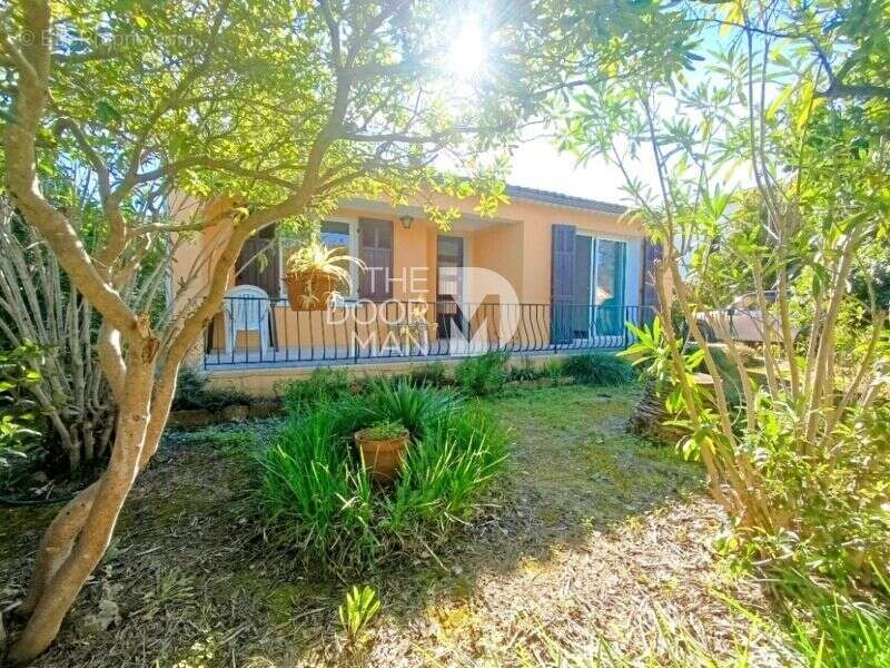 Maison à SIX-FOURS-LES-PLAGES