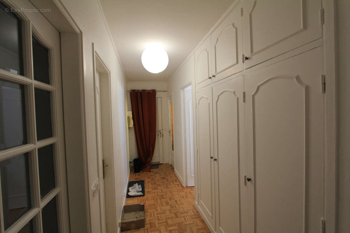 Appartement à RUEIL-MALMAISON