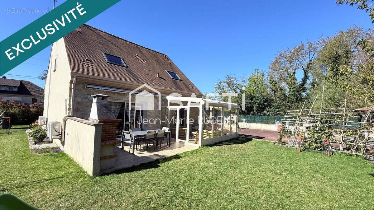 Photo 1 - Maison à LINAS