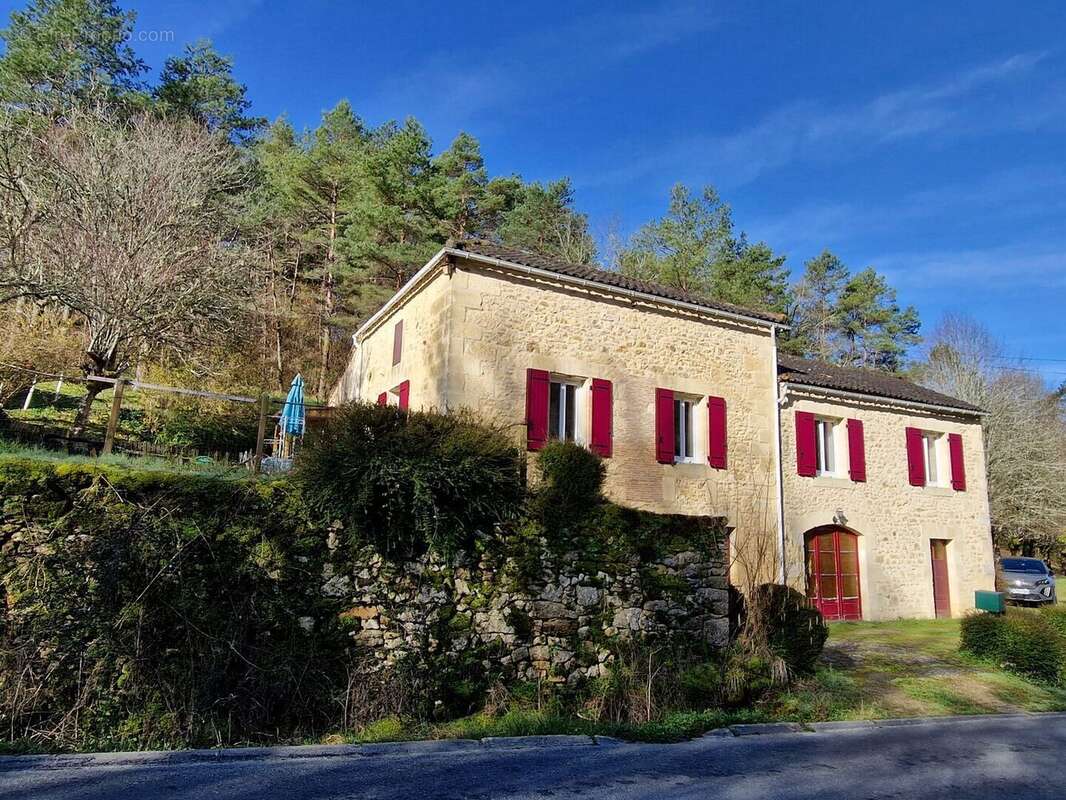 20260224101251 - Maison à CAMPAGNE