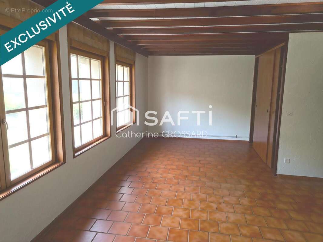 Maison 90 m² à Oignies  - photo 2
