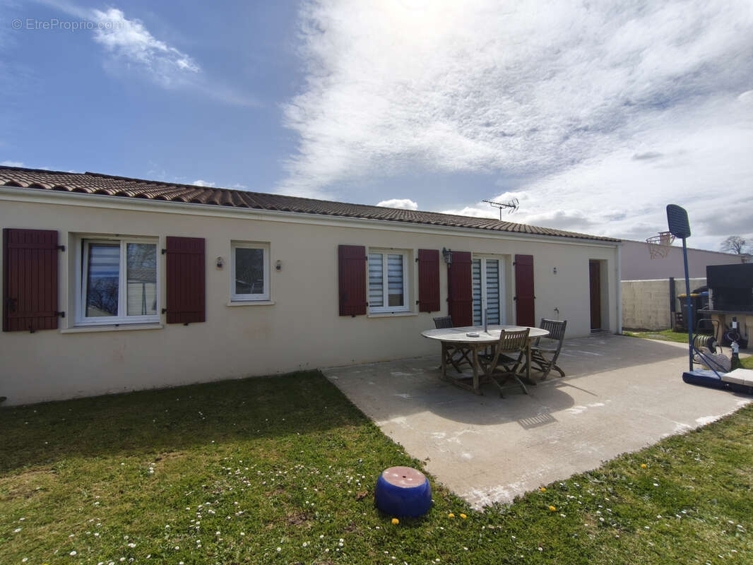 Maison à SAINT-CHRISTOPHE